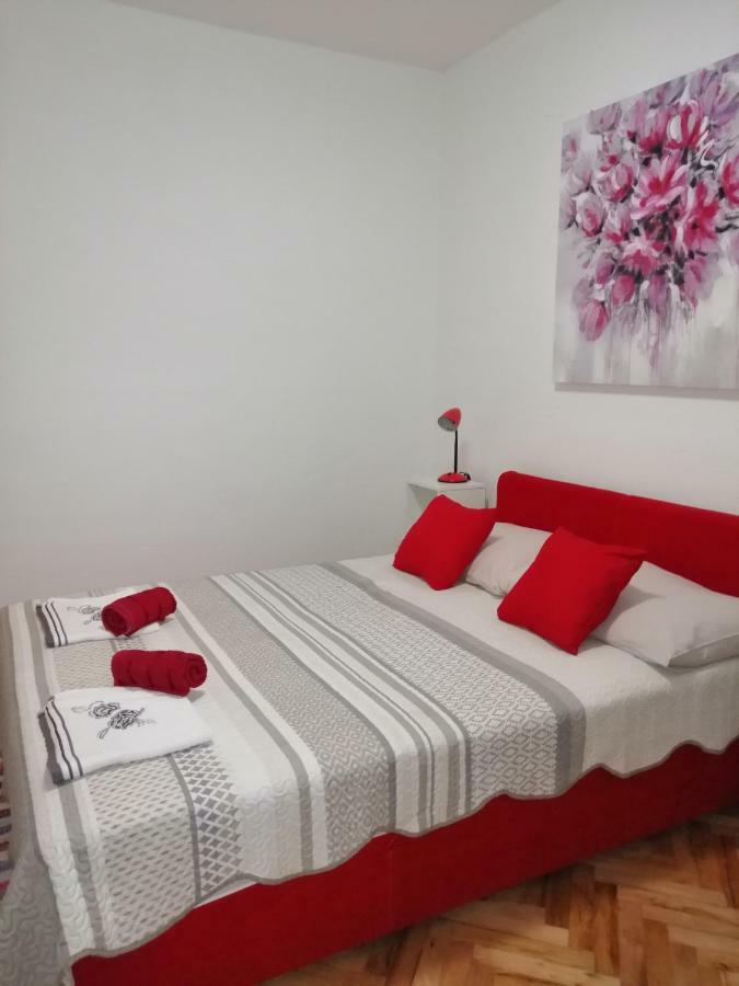 Apartmani Korina Stari Grad Kültér fotó